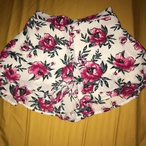 Floral flow shorts